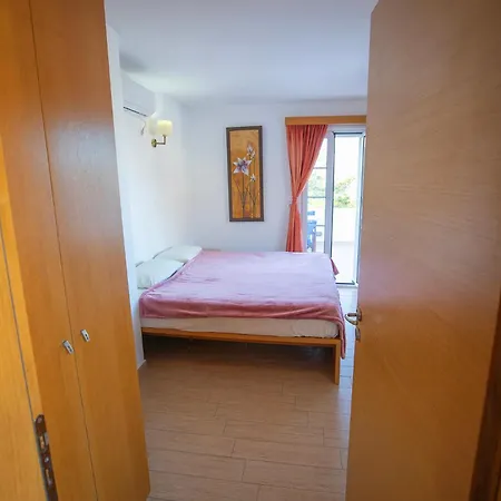 Lägenhet Calliope Maille & Myrties