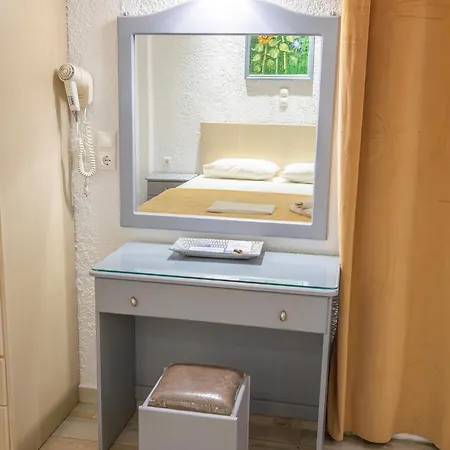 Calliope Maille & Lägenhet