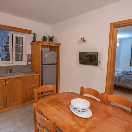 Calliope Maille & * Myrties