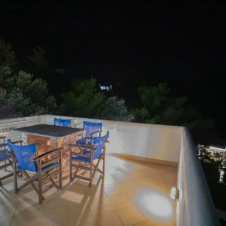 Calliope Maille & * Myrties