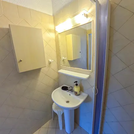 Daire Calliope Maille & *