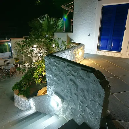 Calliope Maille & * Myrties