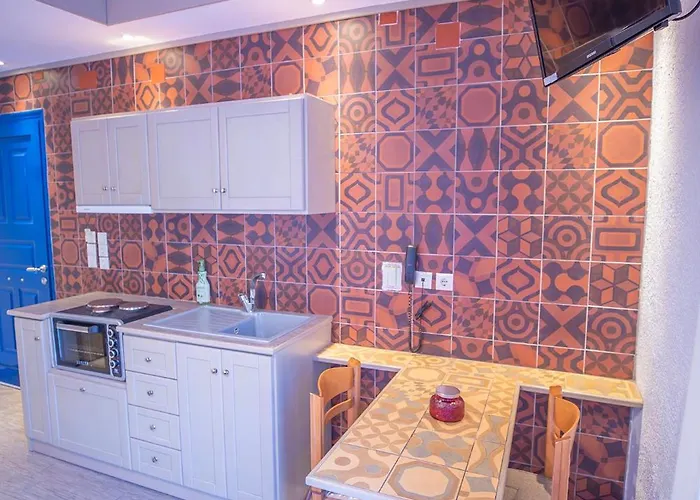 Calliope Maille & شقة *